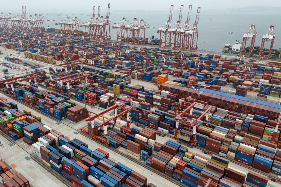 trump-administration-races-the-clock-to-rebuild-us-tariff-wall-knocked-down-by-supreme-court