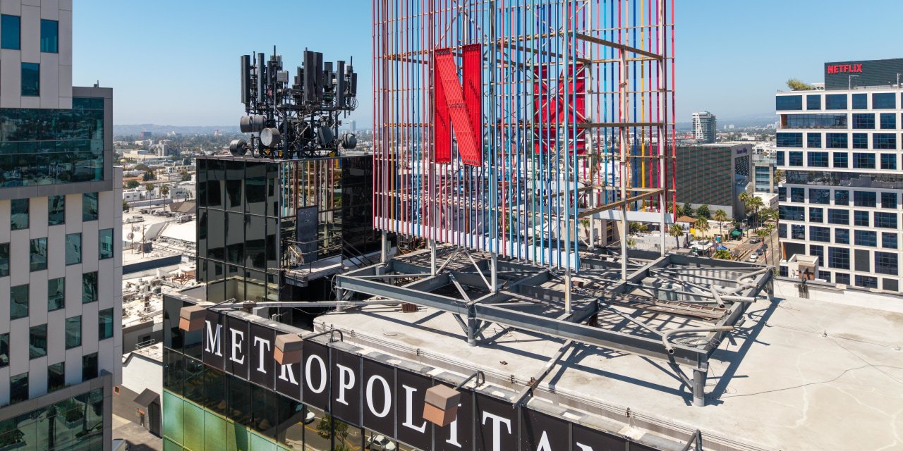 stocks-to-watch:-intel,-netflix,-spacex,-burberry