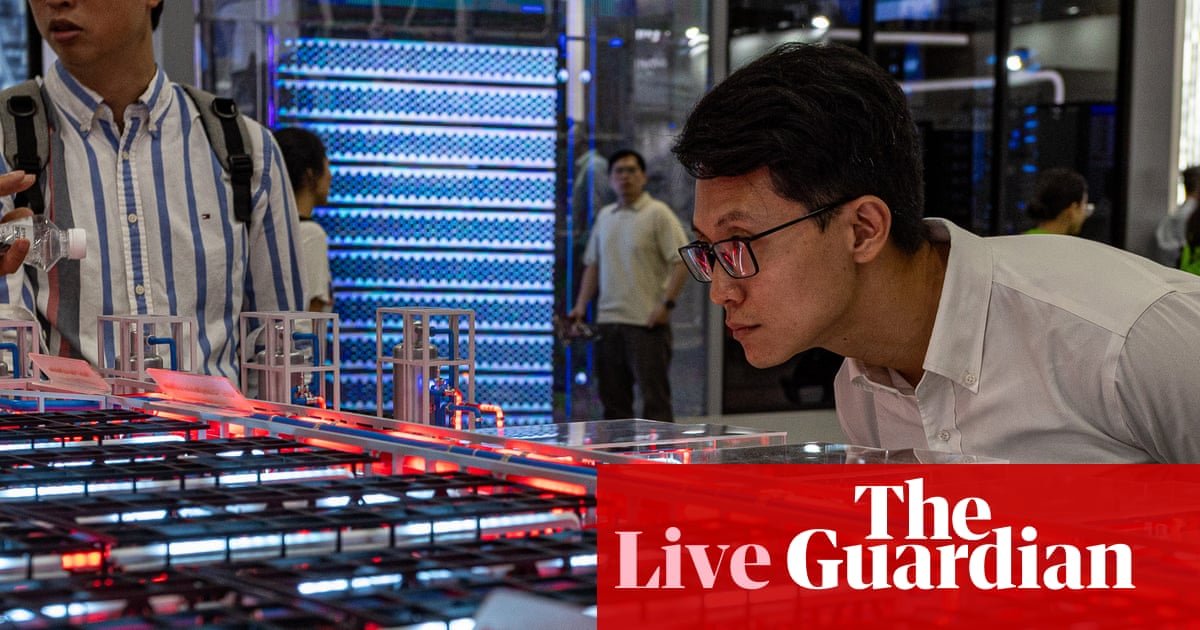 global-tech-stocks-fall-as-chip-sell-off-deepens;-mortgage-rates-rise-amid-renewed-middle-east-tensions