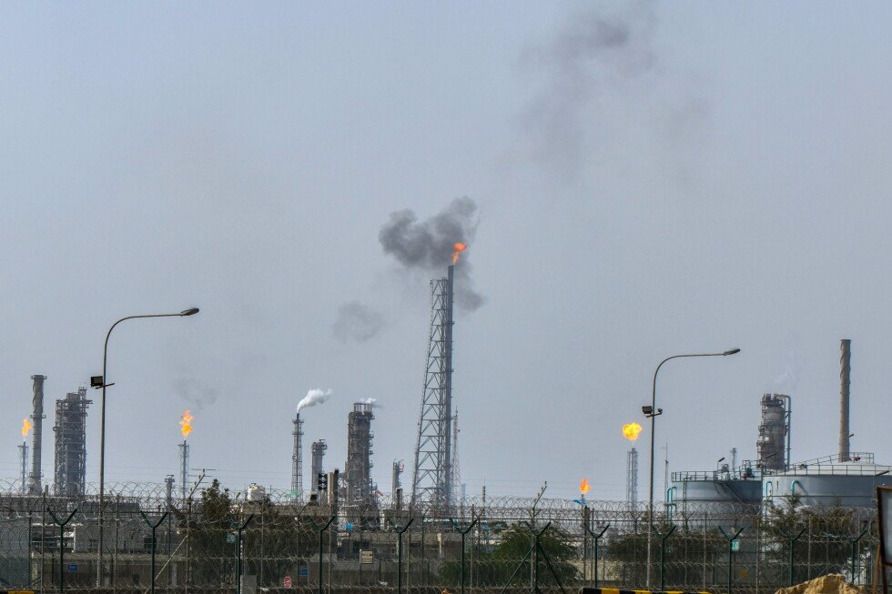 iranian-strikes-hit-kuwait-desalination-plant,-exposing-mideast-water-vulnerability