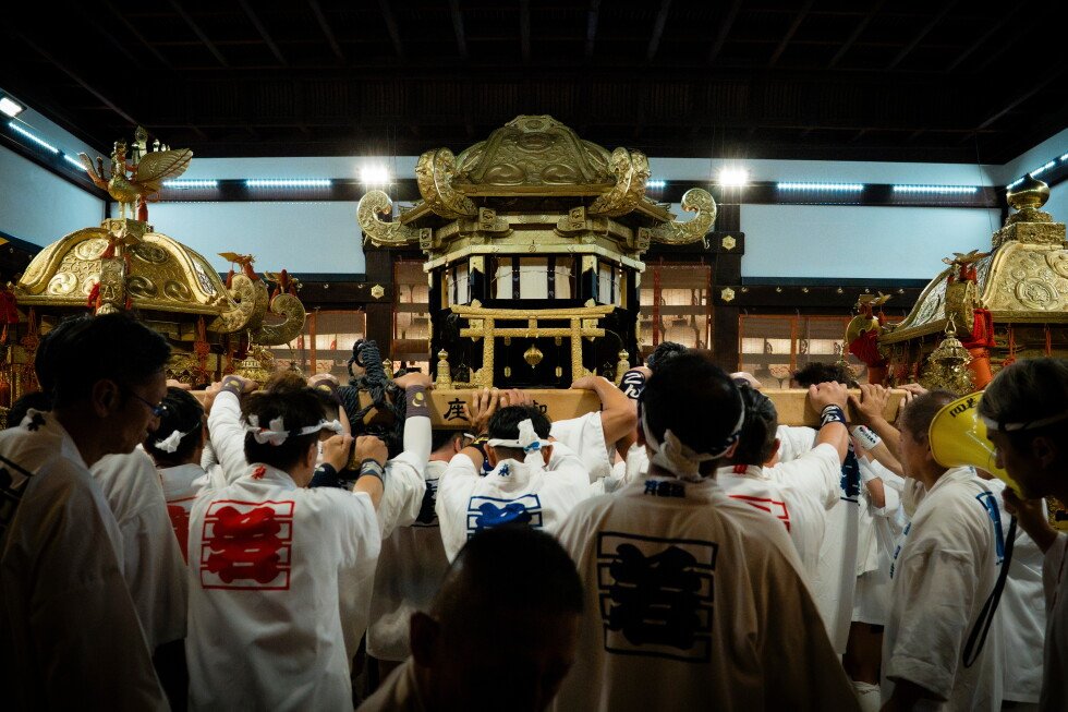 towering-floats-fill-streets-in-japan’s-kyoto-in-a-centuries-old-festival