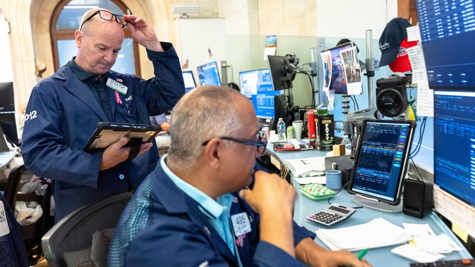 stock-futures-are-little-changed-after-wall-street-suffers-losing-week:-live-updates