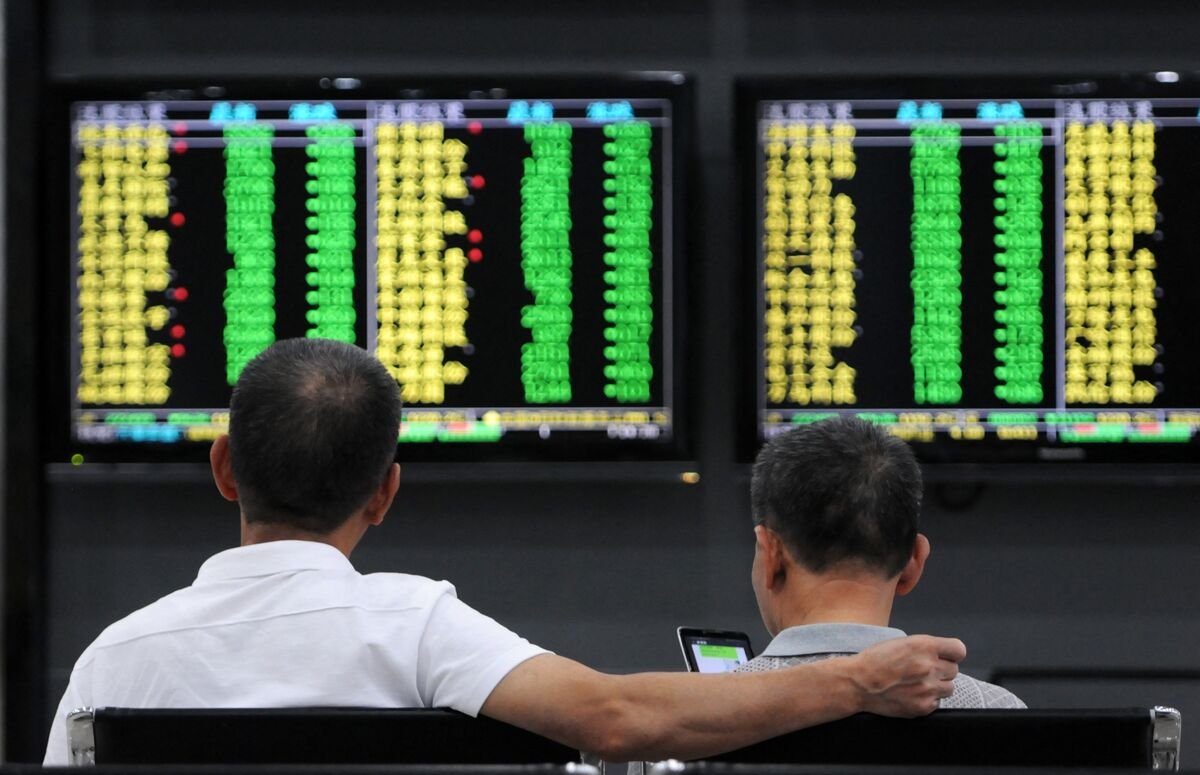 chinese-stocks-rebound-after-national-team-reveals-buying