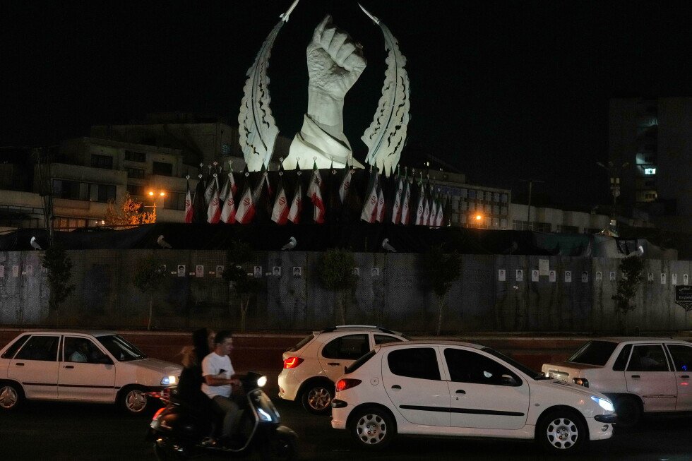 iran-launches-attacks-after-latest-round-of-us-strikes