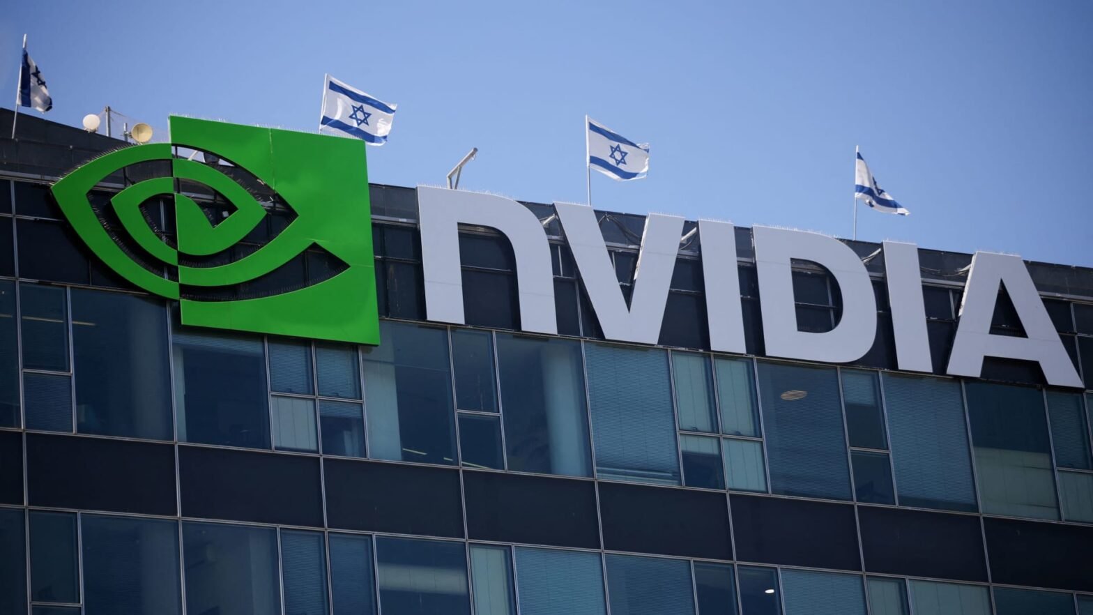 here-are-monday’s-biggest-analyst-calls:-nvidia,-apple,-tesla,-yeti,-harley-davidson,-broadcom-&-more