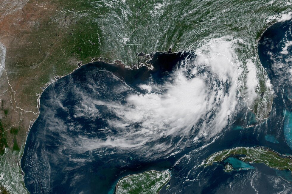 tropical-depression-nearing-us-gulf-coast-set-to-become-a-tropical-storm,-forecasters-say