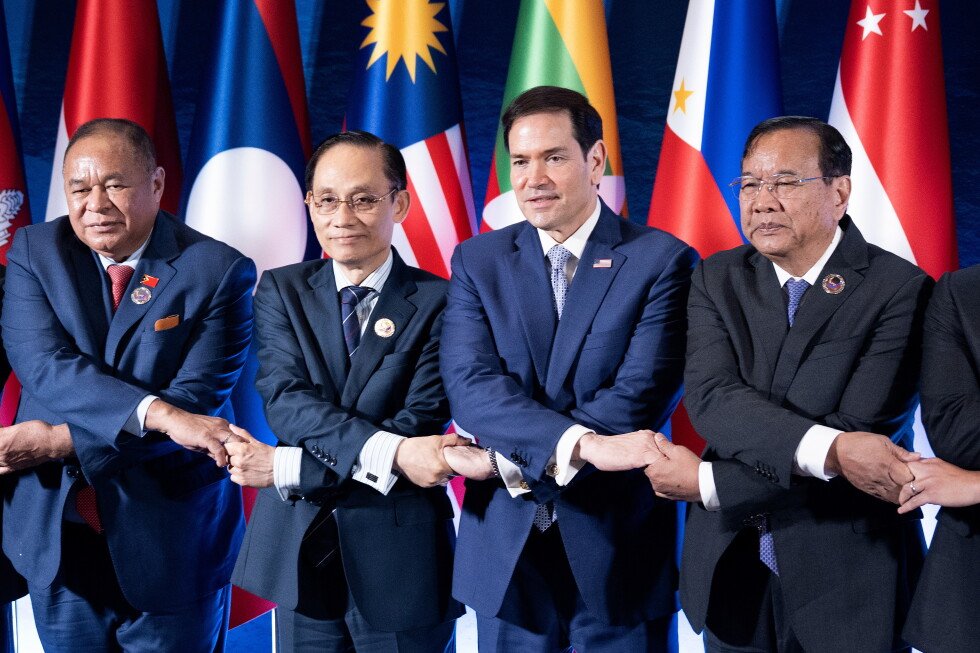 rubio-says-iran-controlling-strait-of-hormuz-would-set-dangerous-precedent
