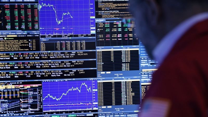 house-passes-bill-to-restrict-lawmaker-stock-trading-—-but-stops-short-of-full-ban
