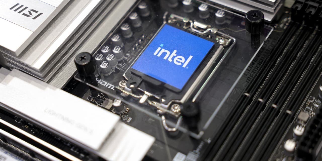intel-earnings-arrive-as-chip-stocks-continue-to-wobble