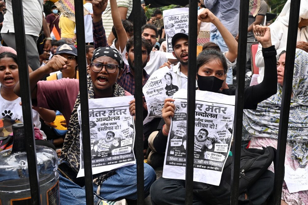 here’s-what-to-know-about-india’s-‘cockroach’-movement-challenging-modi