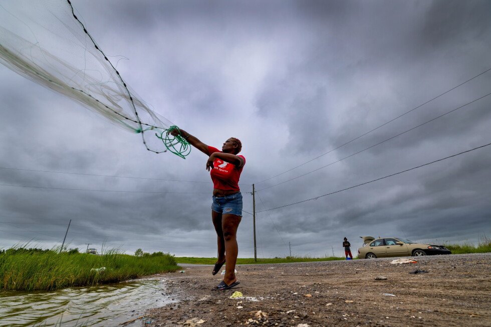 tormenta-tropical-bertha-toca-tierra-por-segunda-vez,-ahora-entre-texas-y-luisiana