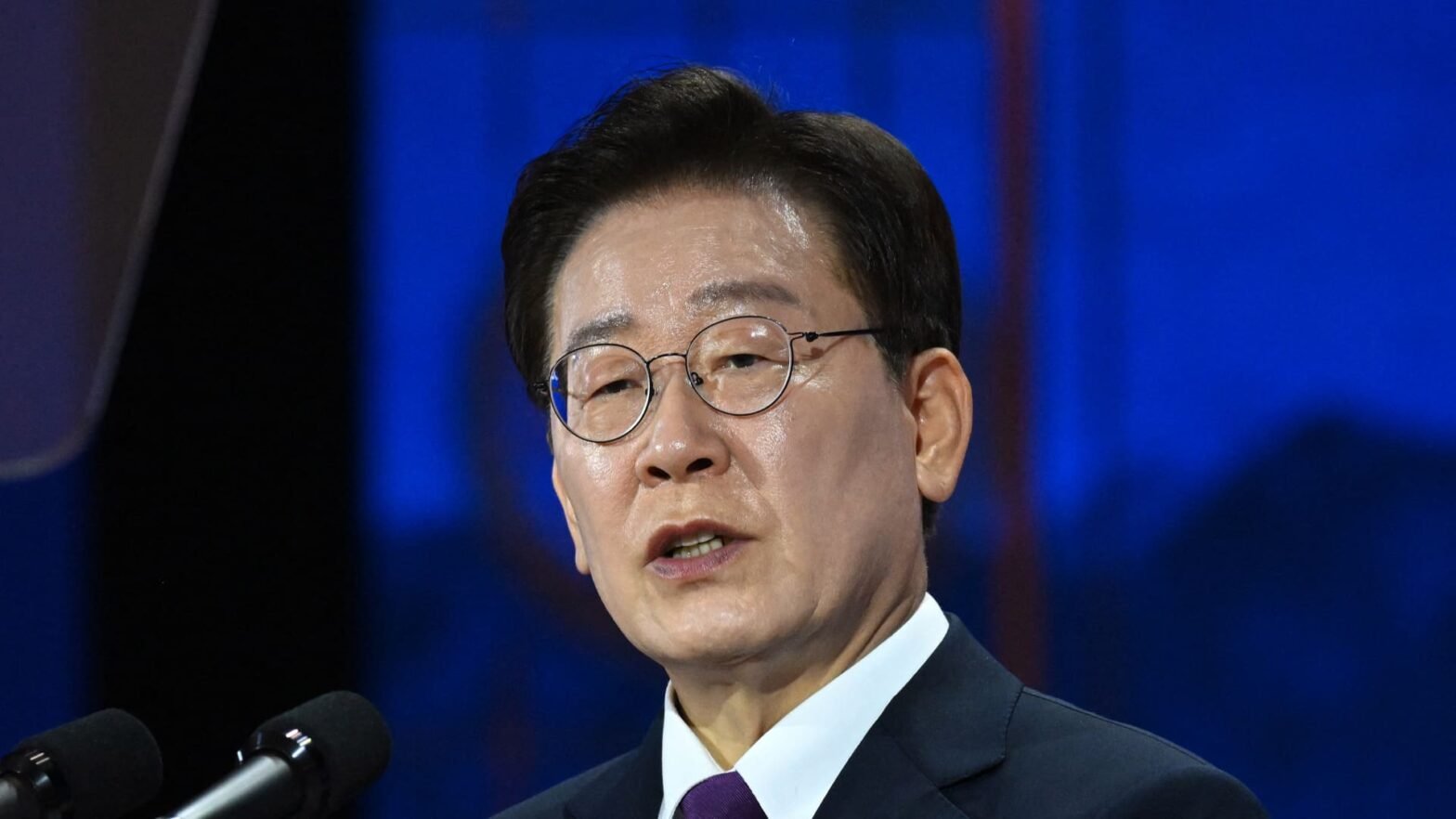 south-korea’s-president-invokes-dramatic-japan-realty-crash-to-push-domestic-property-agenda