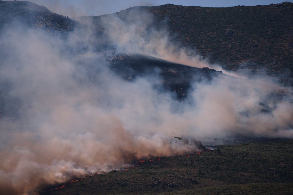 spain-declares-emergency-after-wildfires-force-evacuations