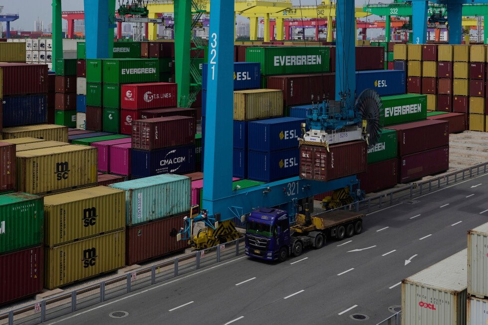 china-slaps-export-controls-on-14-eu-entities-in-retaliation-for-russia-related-sanctions