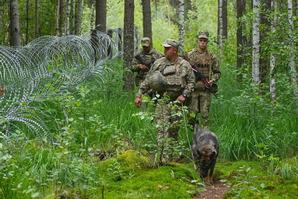 ucrania-sigue-fortificando-su-frontera-con-bielorrusia-anos-despues-de-la-invasion-rusa-desde-alli