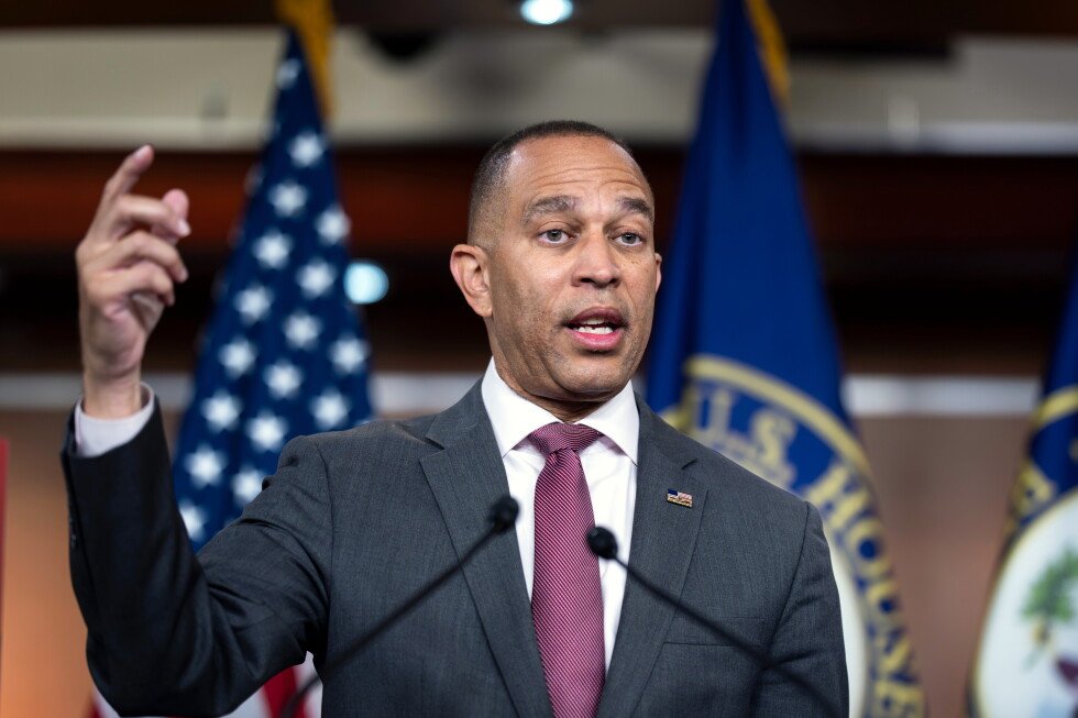 jeffries-kicks-off-sprint-to-midterms-with-democrats’-affordability-agenda