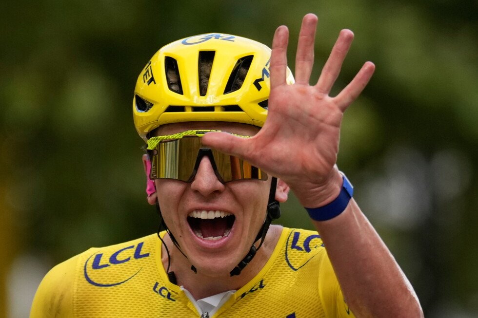 pogacar-poised-to-win-a-record-equaling-fifth-tour-de-france-title-as-race-enters-final-stage