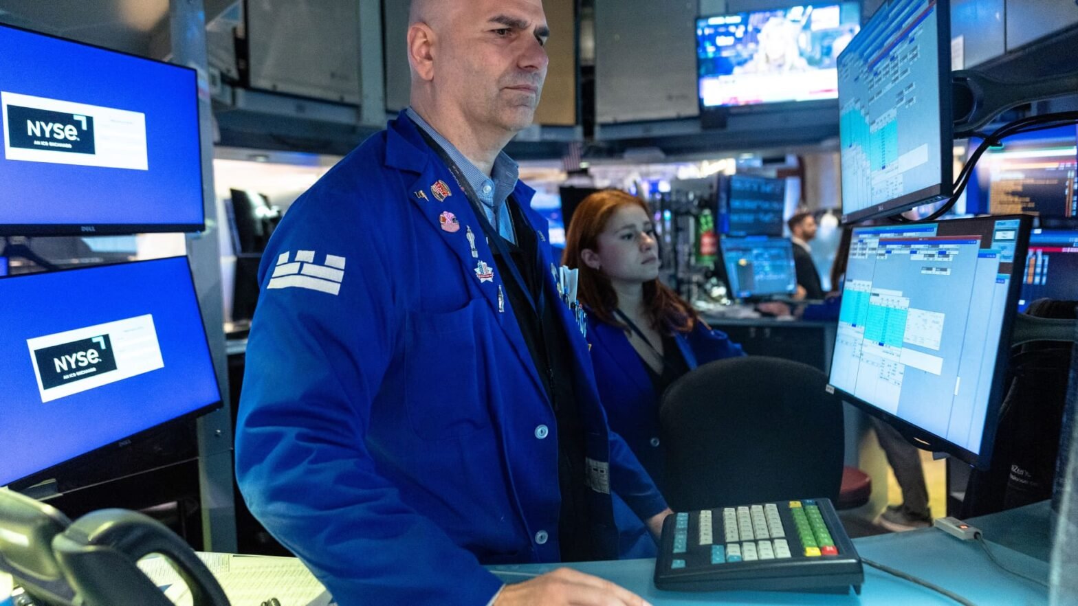 bond-market-flashing-a-warning-signal-for-stocks