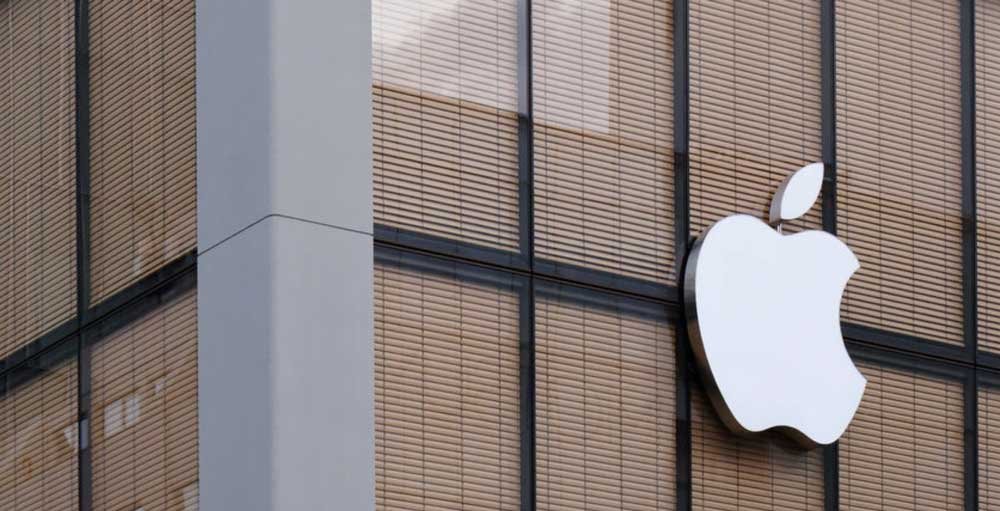 apple-stock-hits-record-high-before-fiscal-q3-earnings