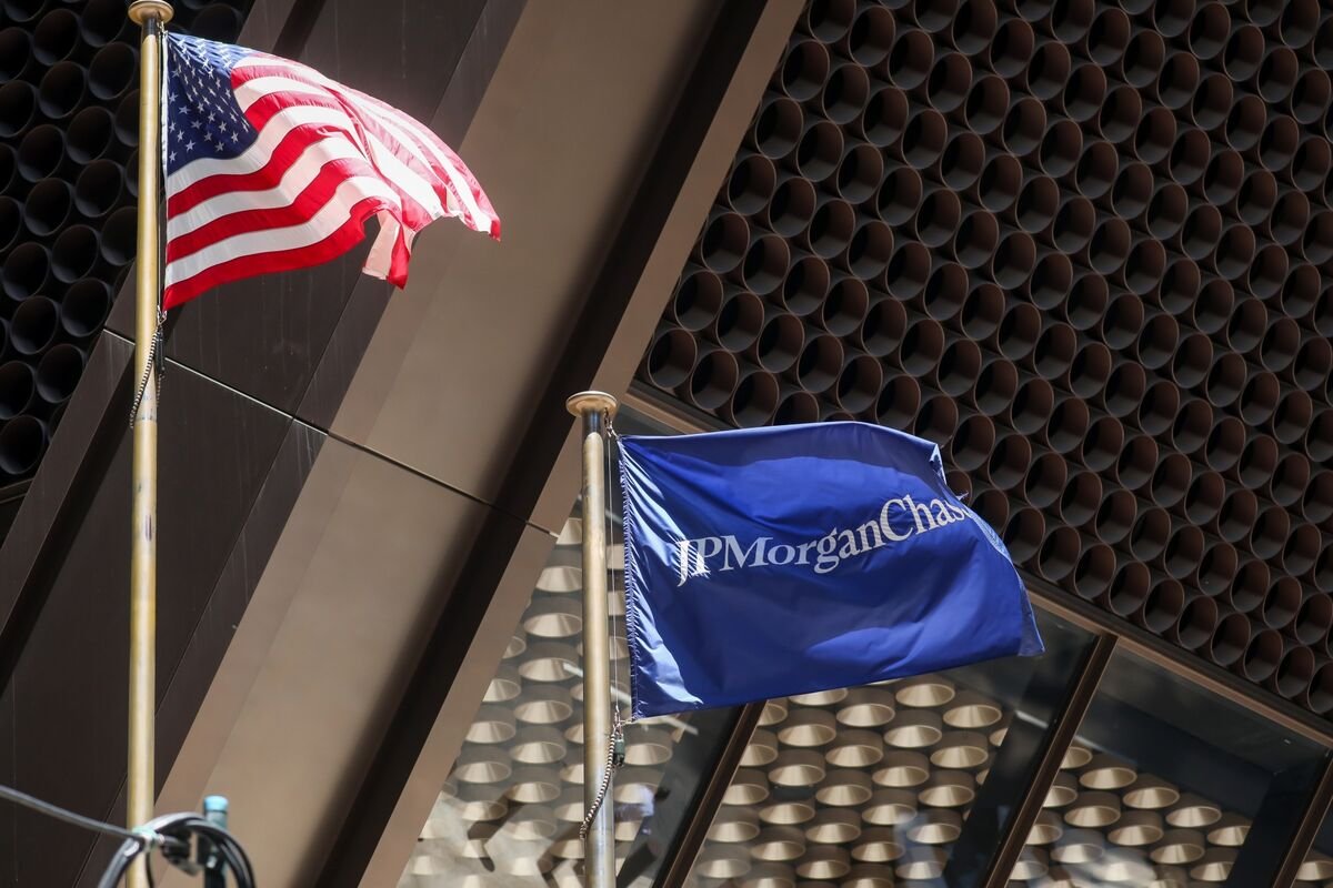 jpmorgan-sees-s&p-500-poised-to-rally-as-new-buy-signal-flashes
