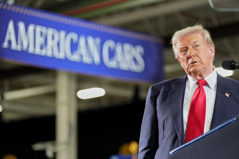 trump-visits-michigan-to-defend-his-economic-policies