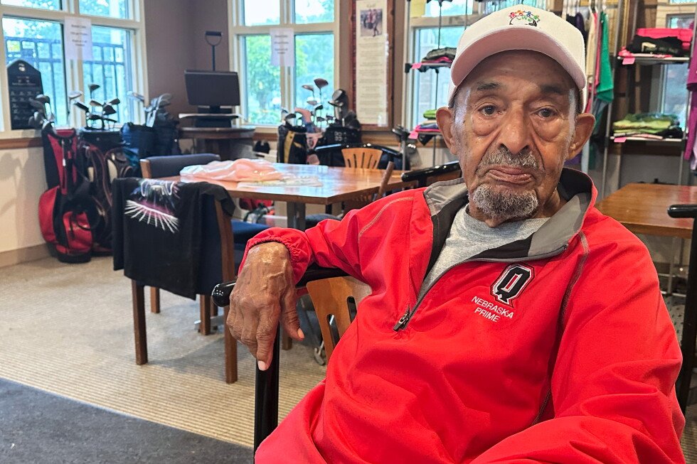 103-year-old-omaha-man-is-still-chasing-birdies-and-beating-pals-on-golf-course