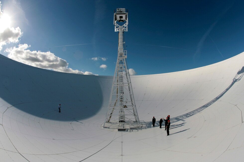 uk’s-renowned-lovell-radio-telescope-at-jodrell-bank-observatory-faces-a-funding-cut