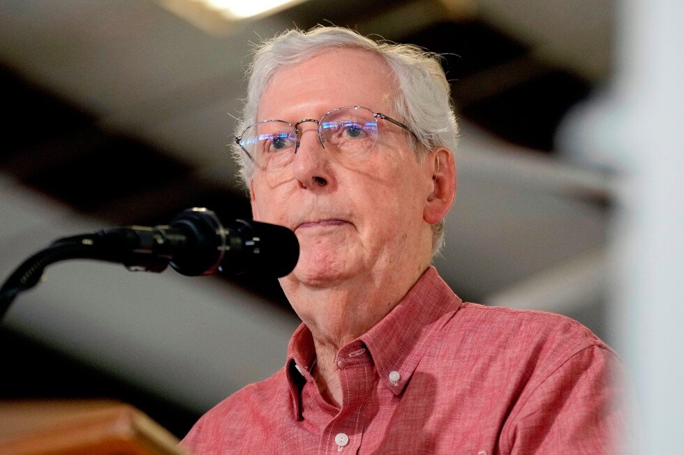 beshear-demands-mcconnell-prove-capacity-to-serve-or-resign