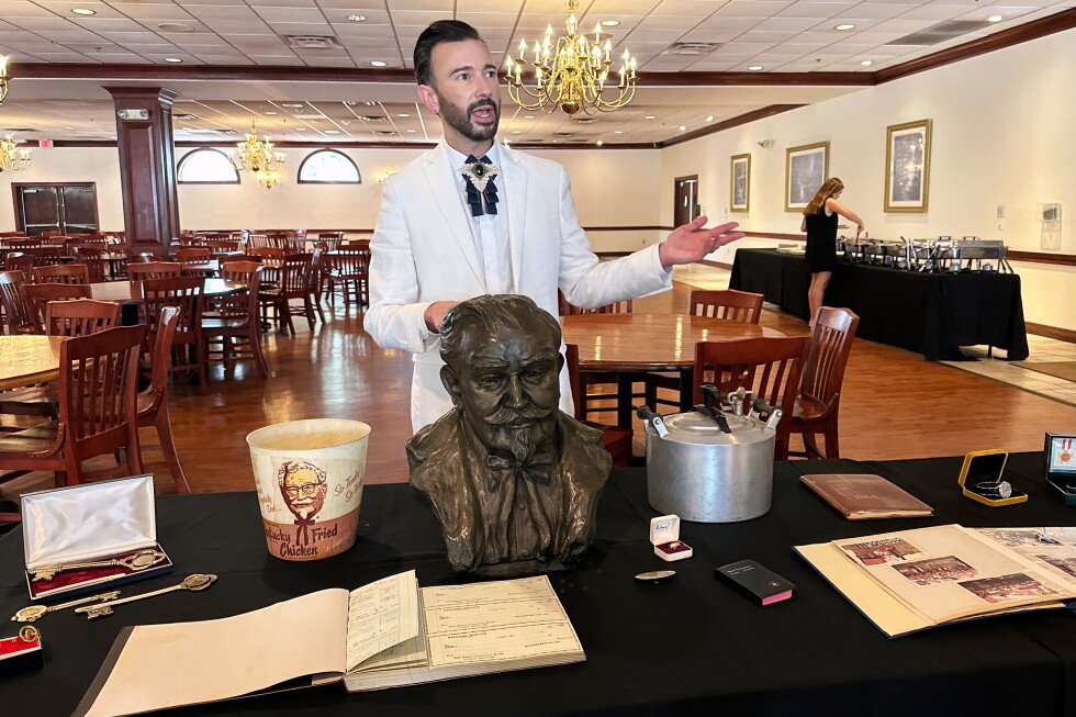 kfc-founder-colonel-sanders’-personal-items-are-up-for-auction