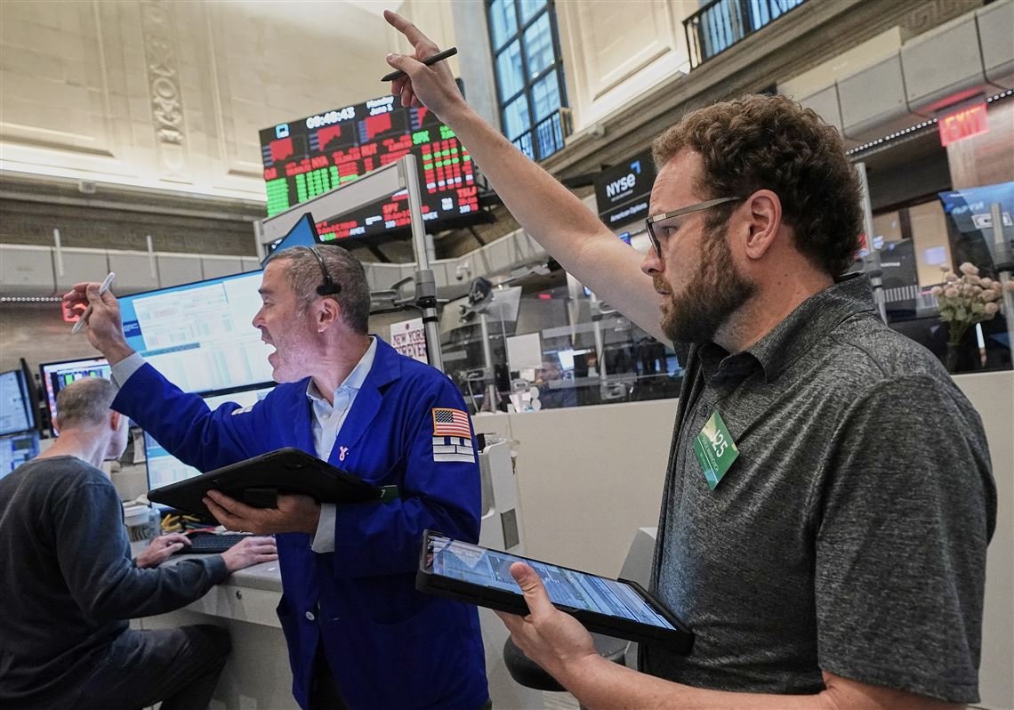 us.-markets-mixed-ahead-of-fed-decision-and-oil-prices-jump-as-middle-east-violence-flares