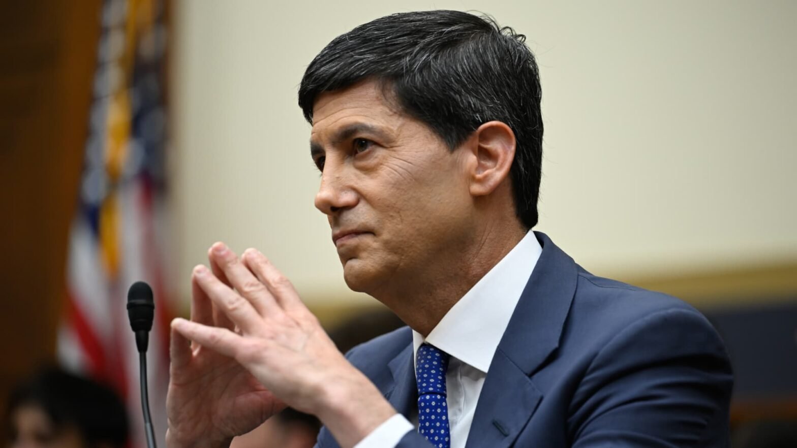 fed-likely-to-keep-rates-on-hold,-but-warsh-to-face-some-strong-dissension.-what-to-watch:-live-coverage