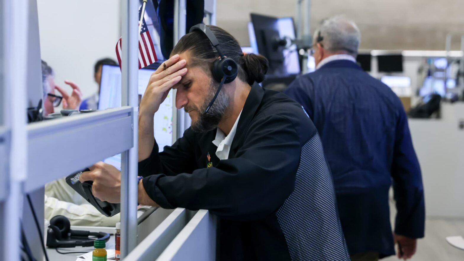 analysis:-fed-chairman-warsh’s-credibility-in-question-after-leaving-interest-rates-unchanged