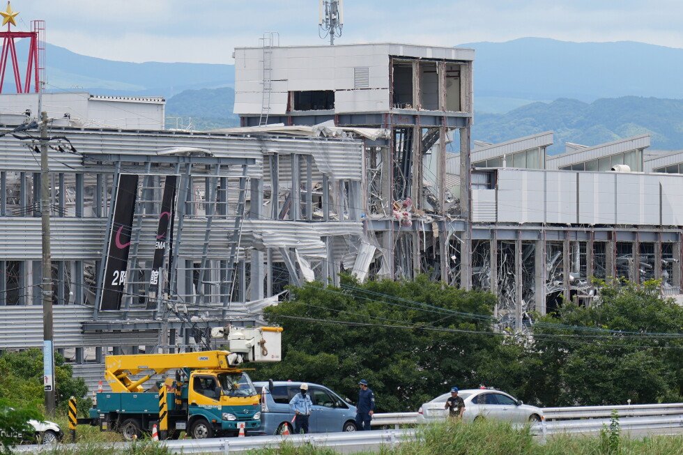 death-toll-rises-to-13-after-japan-earthquake