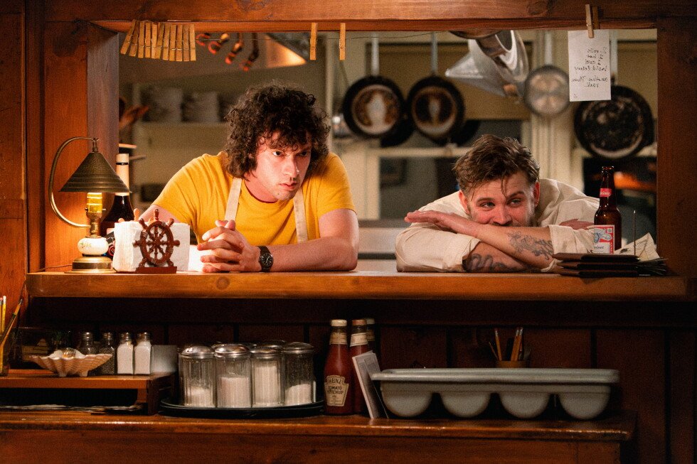 ‘tony’-review:-the-cook-is-off-in-anthony-bourdain-biopic