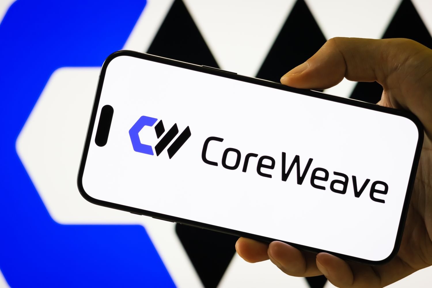 coreweave-stock-rises-on-news-of-nvidia-backed-firm’s-vc-fund-for-ai-investments
