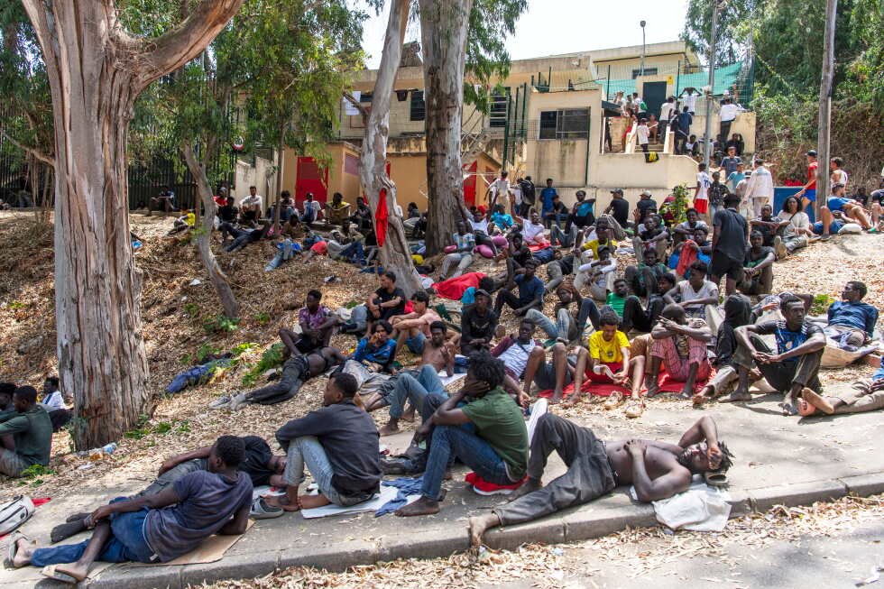 fact-focus:-migrant-crossing-in-spain’s-ceuta-breeds-unsubstantiated-claims
