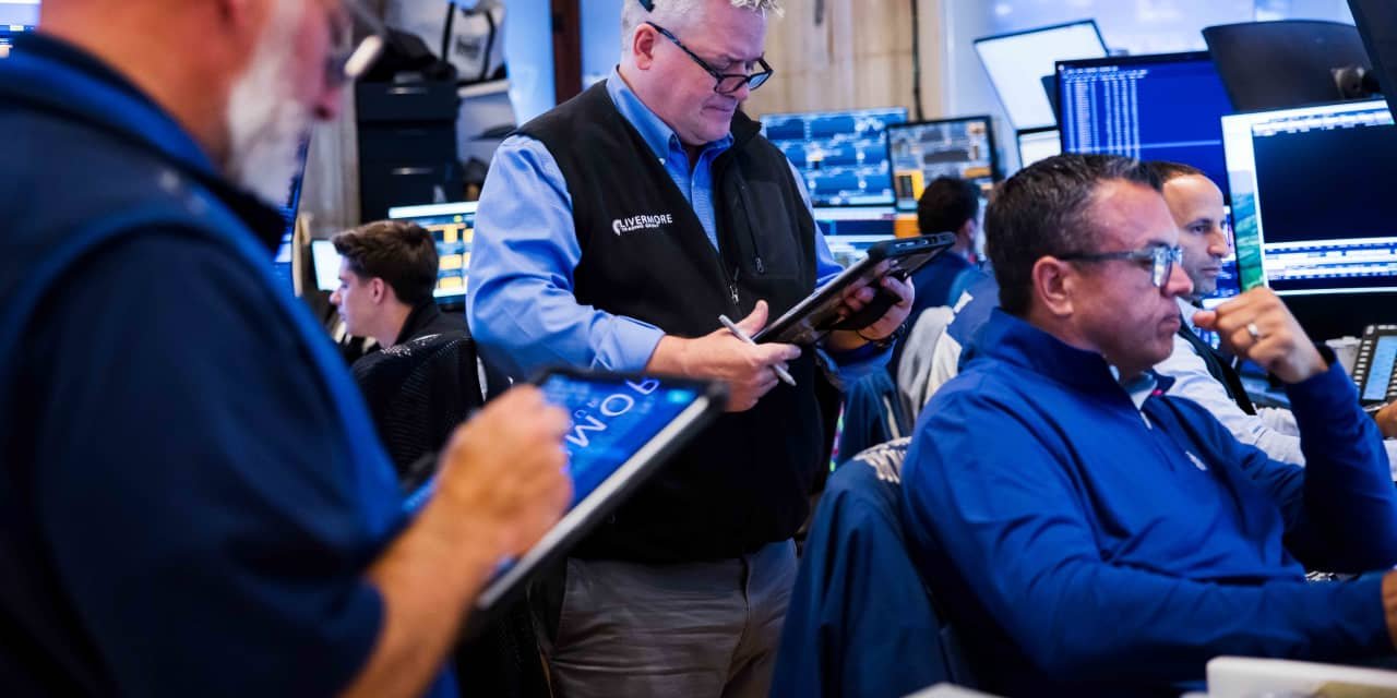 flying-blind:-stock-market-survives-white-knuckle-week-despite-meta-and-warsh-meltdowns