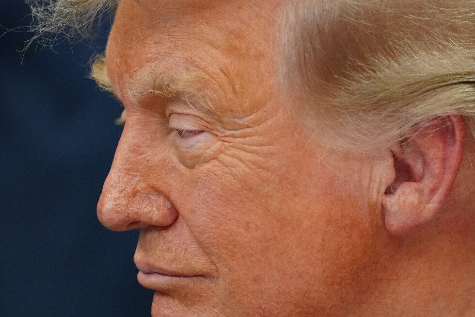 trump,-citing-no-evidence,-blames-minnesota-governor-for-cyberattacks