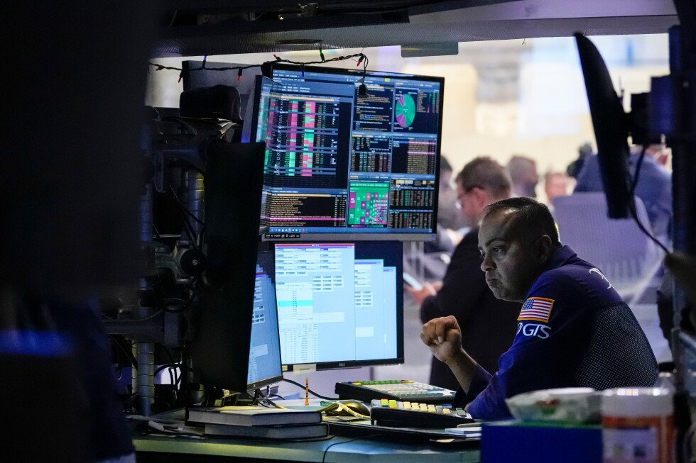 wall-street-week-ahead:-monthly-jobs-report,-mcdonald’s-and-spacex-earnings