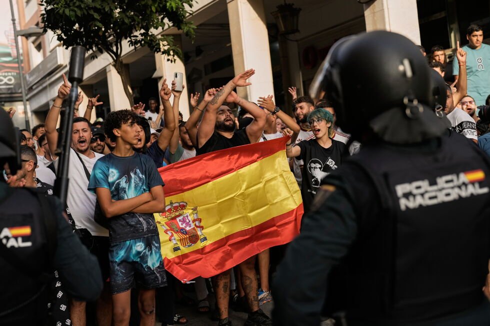 ceuta-returns-to-calm-as-most-migrants-leave-spanish-territory