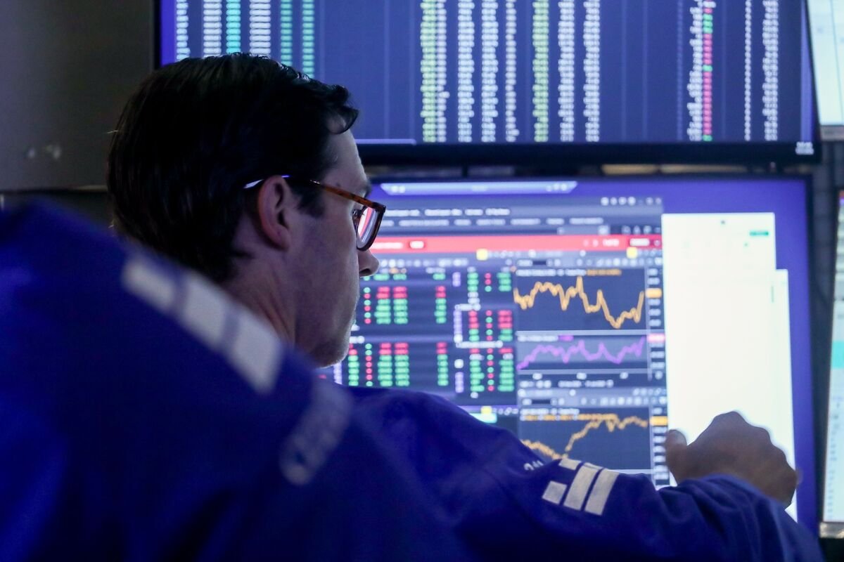dip-buyers-need-to-heed-the-market’s-warning-signs