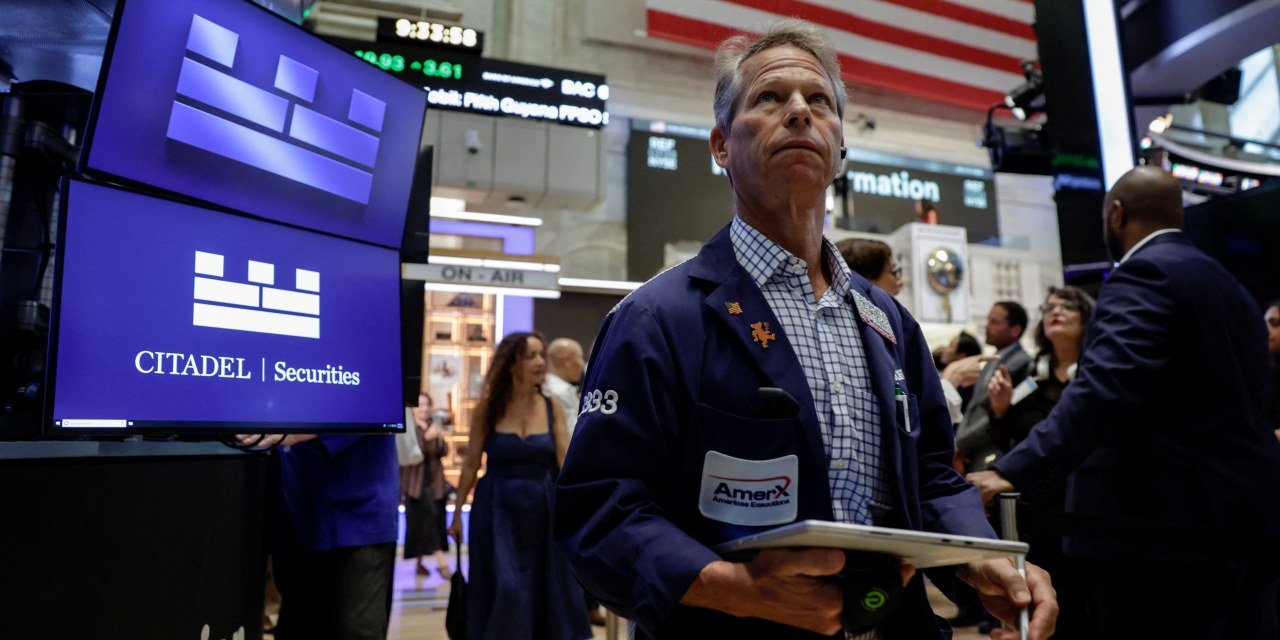 us-stock-futures-rise,-oil-falls-as-us.-shifts-toward-diplomacy-with-iran