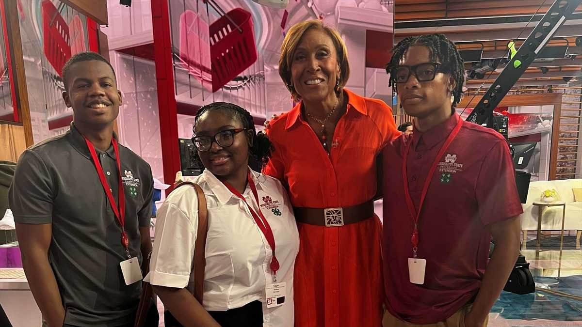 yazoo-city-students-visit-new-york-stock-exchange-after-excelling-in-stock-market-game