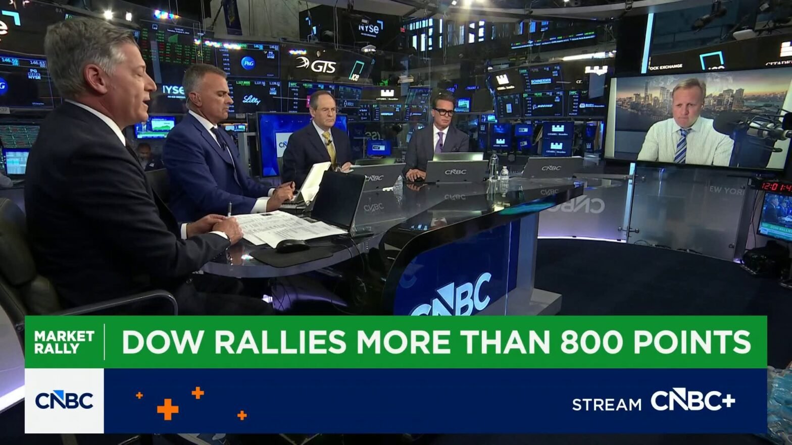 navigating-a-stock-market-at-record-highs:-investor’s-next-move