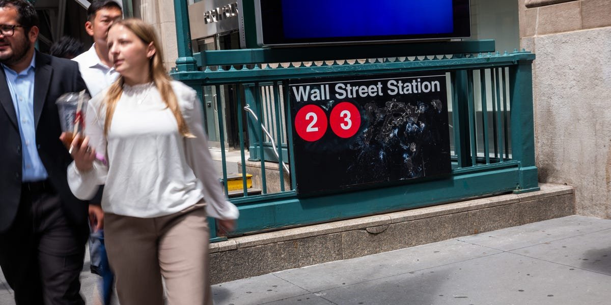 a-cio-share-his-preferred-stock-portfolio-as-he-eyes-a-slowing-economy
