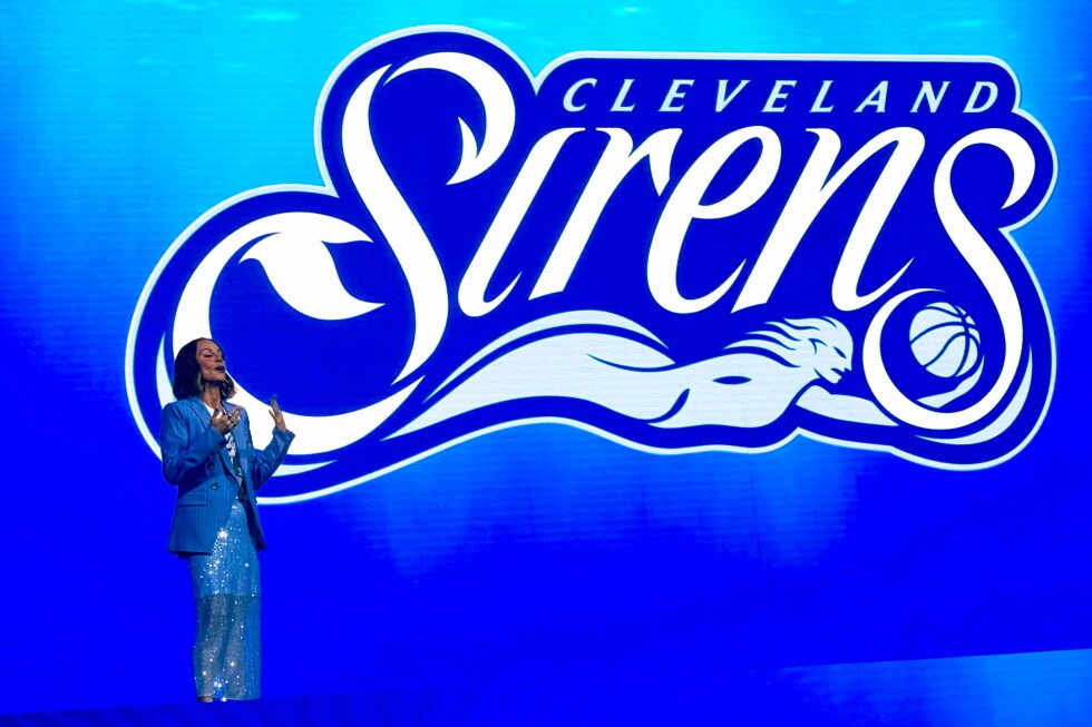 cleveland-sirens-unveil-name-and-branding-for-expansion-wnba-team