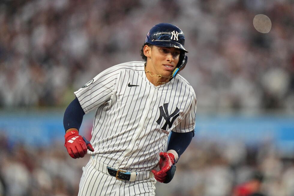 george-lombard-jr.-homers-in-memorable-big-league-debut-as-yankees-blank-cardinals-2-0