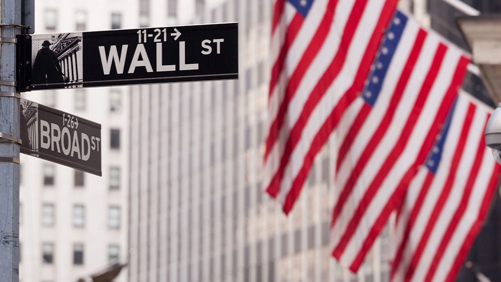 stock-market-today:-dow-rises,-nasdaq-falls-as-ai-stocks-sandisk,-western-digital-plunge-on-earnings-(live-coverage)