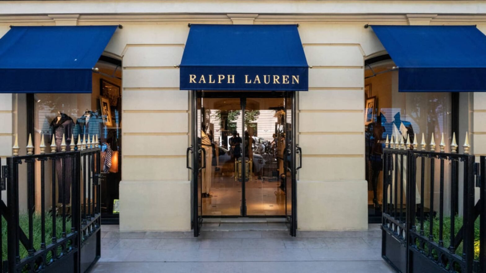 jim-cramer-explains-why-ralph-lauren-remains-one-of-retail’s-best-stocks