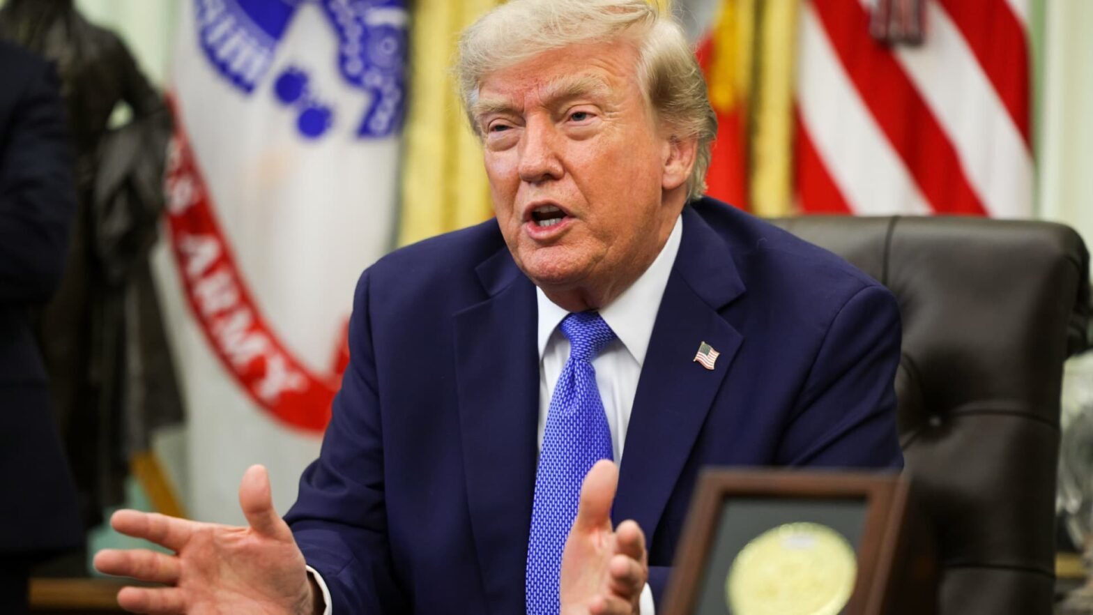 trump-teased-an-iran-deal-that-didn’t-come,-but-markets-soared.-here’s-why-it-keeps-happening